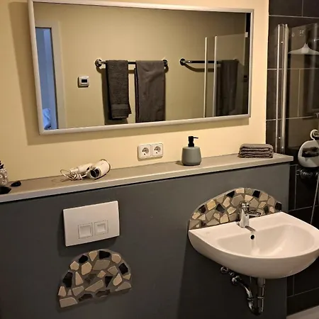 Main Gaestehaus Sommerzimmer Apartmán